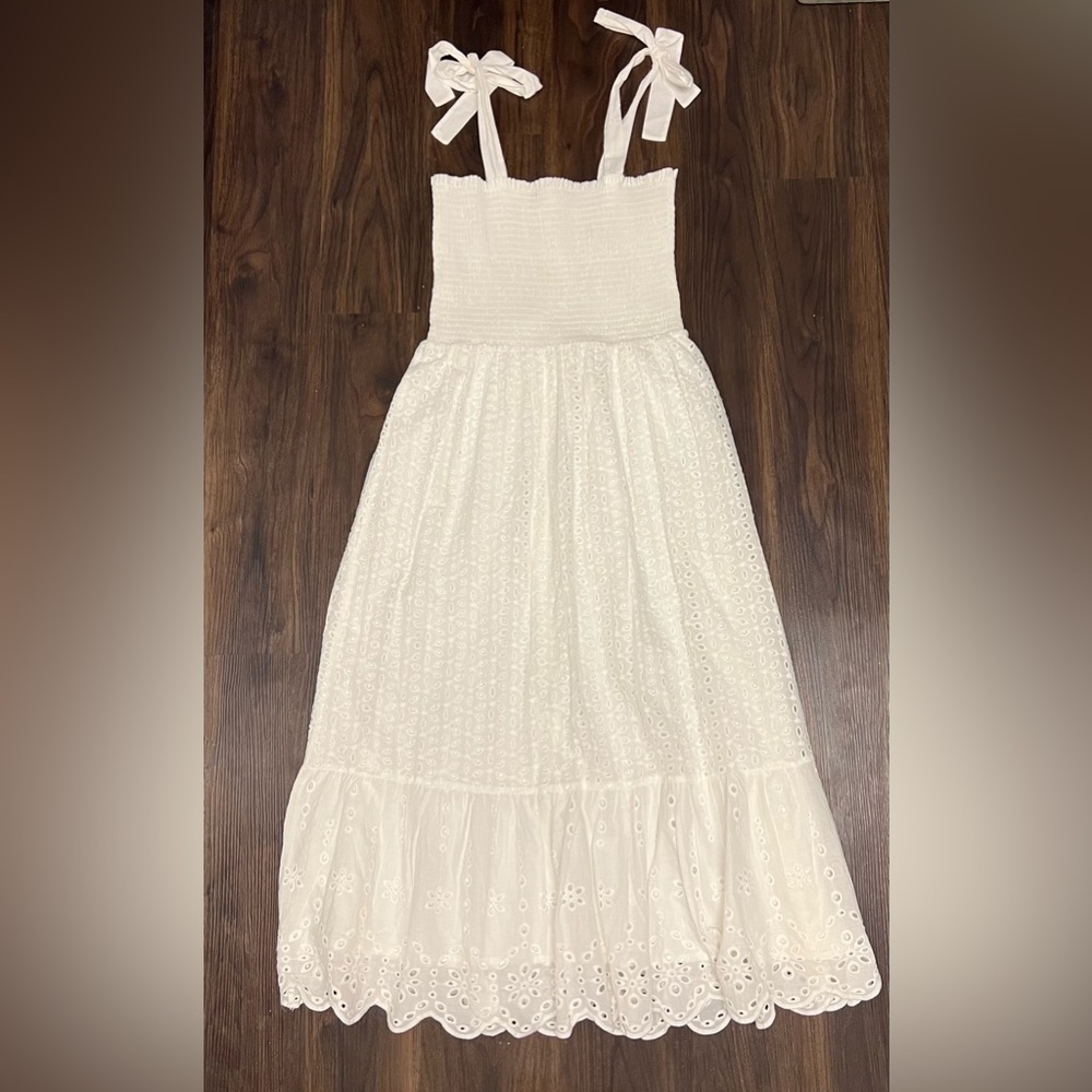 Boutique White Maxi Dress